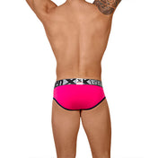 Big Pouch Briefs Fuchsia Xtreme - Xtremen - Andrew Christian Underwear - Clever - Sexsy Boy - JOR - Massive - Pump! - Intymen Underwear - Mapale - PPU - Hidden - HDN - Under yours - Croptop -Arnes- Harness - Brief, Boxer, Jockstrap, Sutien, Thong, Tanga, Bikini, Singlet - Lencería eróticas para Ellos, Lencería femenina, Juguetes eróticos, consoladores, Envíos rápidos y discretos
