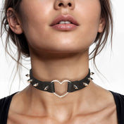 Collar con corazón y puas - Fetichismo - Sumision - Bondage - BDSM -sexshoop online
