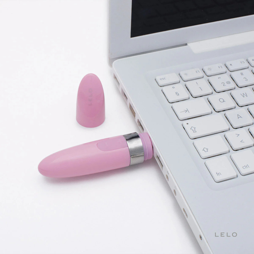 Mia 2 - bala con vibracion sonica - LELO - jueguete vibrante - labial vibrador - vibrador con forma de labial - recargable - usb - patrones de vibracion - estimulación clitorial - rosado - LELO - MIA - sexshop - dominame