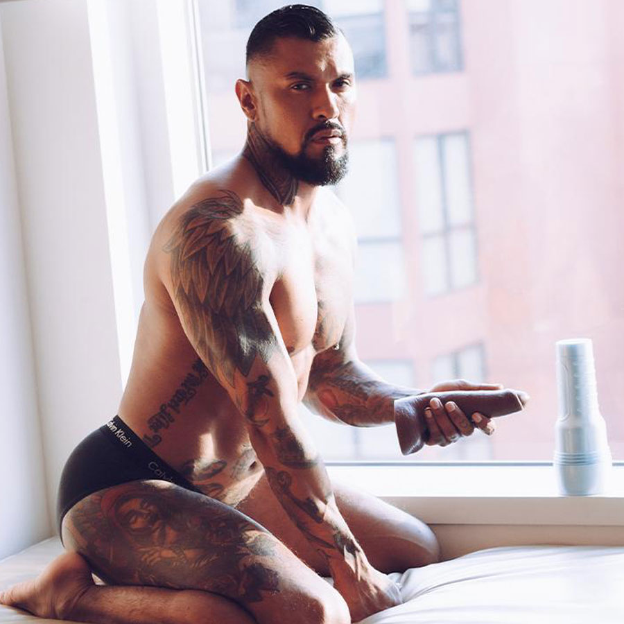 Dildo Boomer Banks - Fleshlight - Potencia tu placer y vive un orgasmo único con nuestro miles de producto - Envíos rápidos y discretos a todo Chile