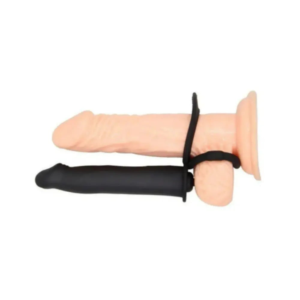anillo vibrante - doble penetración - doble anillo - penetración anal - penetración vaginal - penetración simultanea - placer en pareja - juguete de parejas - bala vibradora - anillo a pilas - pila AAA - sexshop - dominame