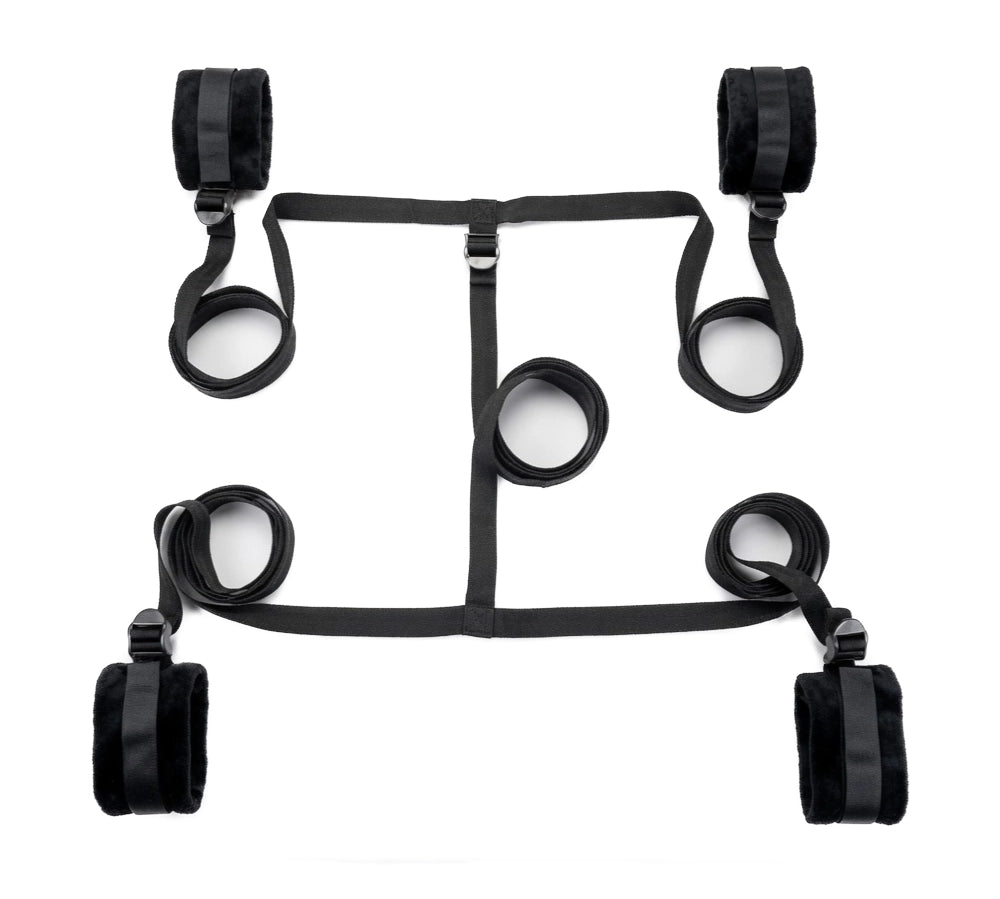 amarras para la cama - supresion de movimiento - juego de sumision - kit de amarras para colchon - muñequeras con tobilleras - amarras negras - sex & mischief - kit para la cama - bdsm - dominame - sexshop dominame 