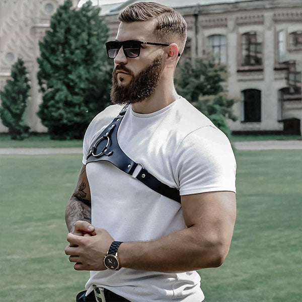 Harness peito - arnes sexy - arnes de hombre - accesorio vestuario - bondage - fetiche - sexshop chile - envios discretos a todo chile - mejor sexshop de chile - sexshop mas variado