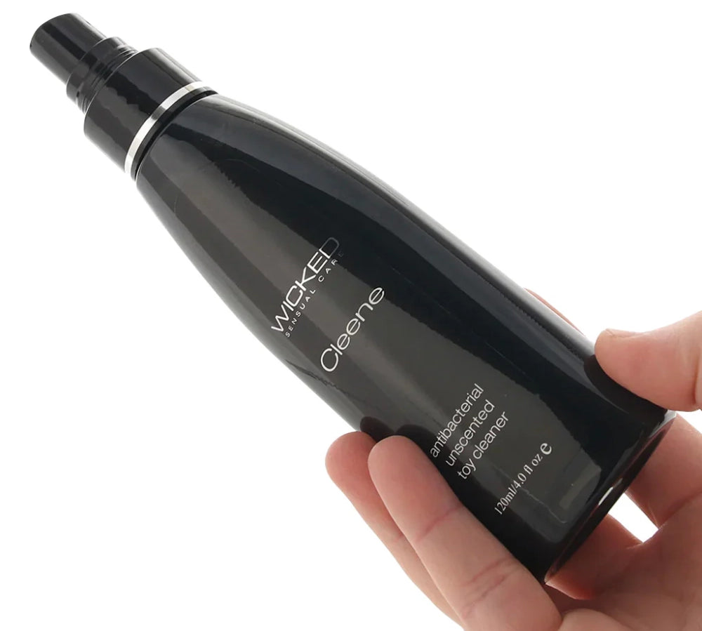 limpiador de juguete - desinfectante - spray limpiador - higiene de juguetes sexuales - juguetes intimos - como limpiar mis juguetes - limpiador de dildo - limpiador de vibrador - wicked - wicked sensual care - dominame - santiago de chile - sexshop - kit de limpieza - cuidado de juguetes