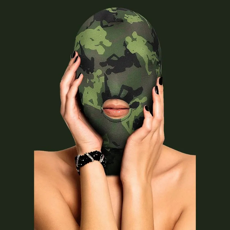 Pasamontañas militar coqueto de Ouch - masturbador para pene - Sexshop Dominame.cl - OU552GRN